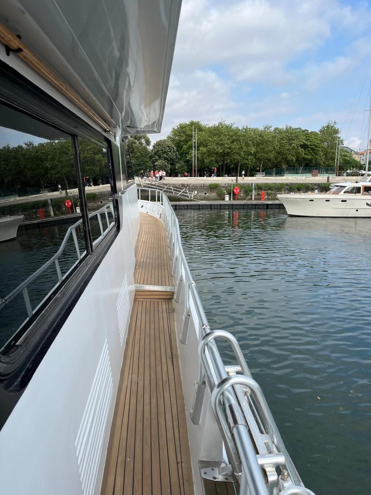 Yacht Aquamarina Vieux Port La Rochelle Hotel La Rochelle  Exterior photo